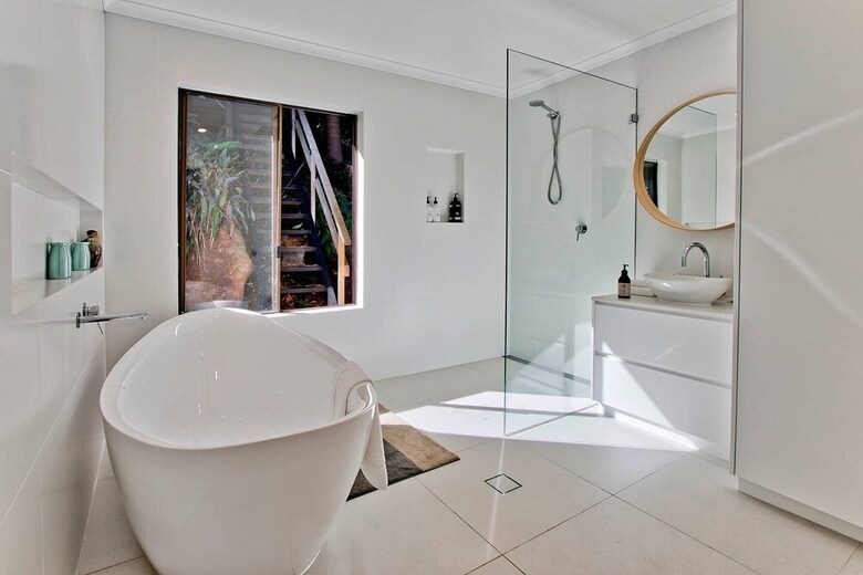 3br Oasis With Stunning Views And Parking