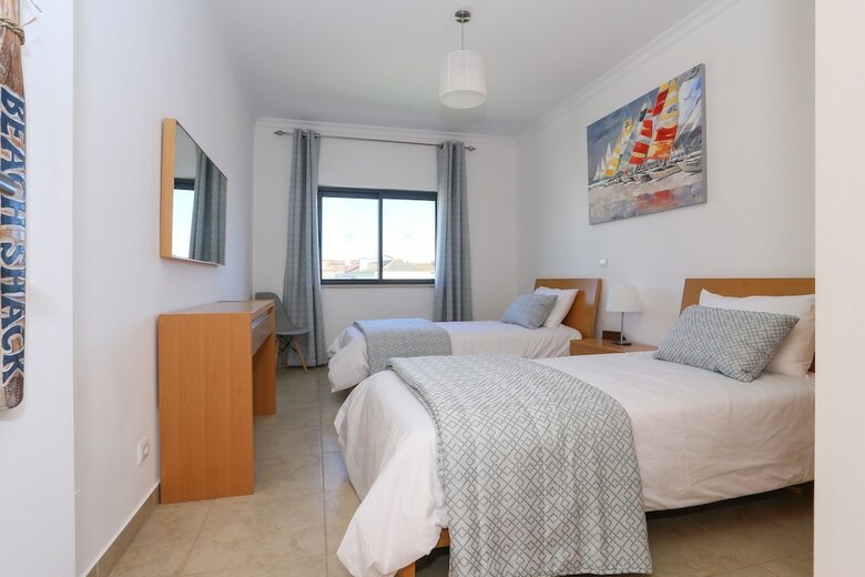 3 Bedroom Apartment With Pool