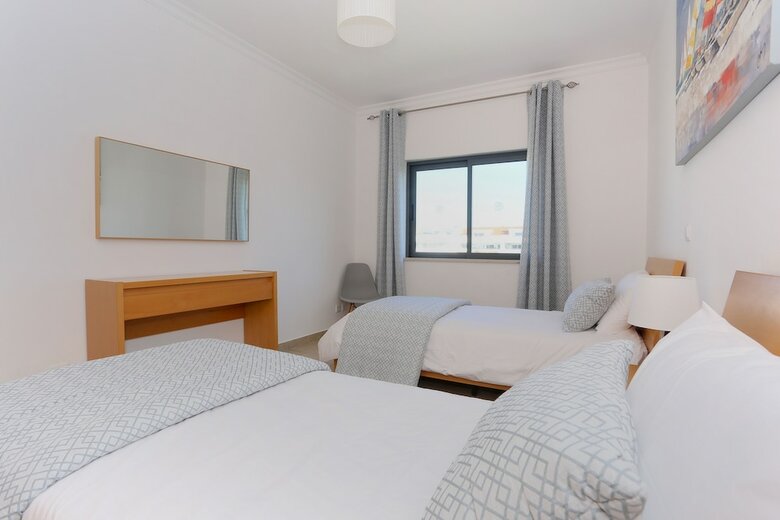 3 Bedroom Apartment With Pool