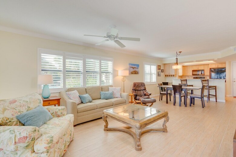 Tarpon Beach 104