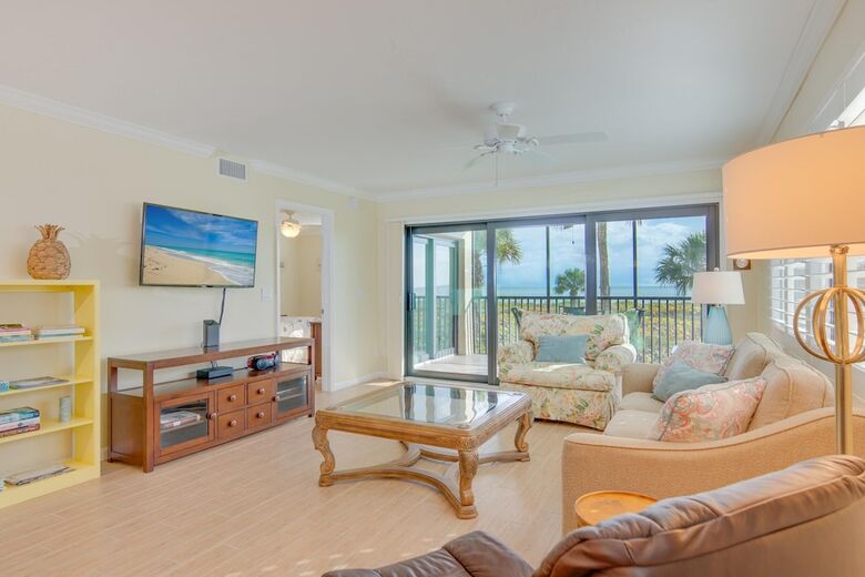 Tarpon Beach 104