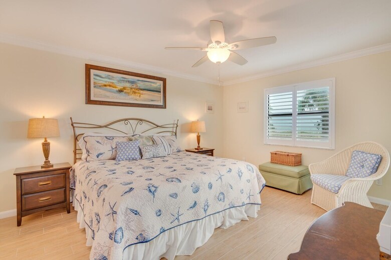 Tarpon Beach 104