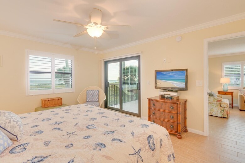 Tarpon Beach 104