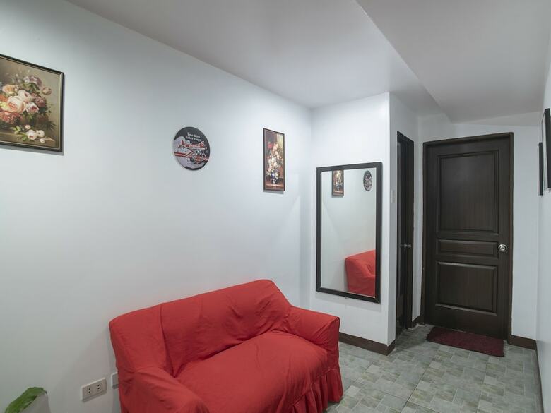 Hotel Oyo 549 Sajj Bldg