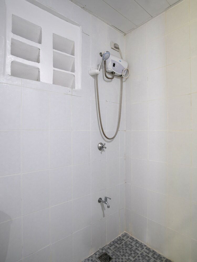 Hotel Oyo 549 Sajj Bldg