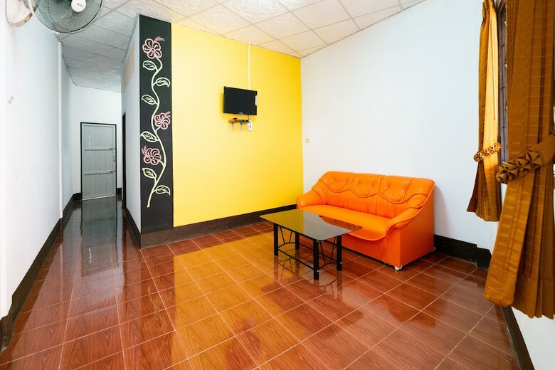 Hotel Oyo 608 Maleena Home