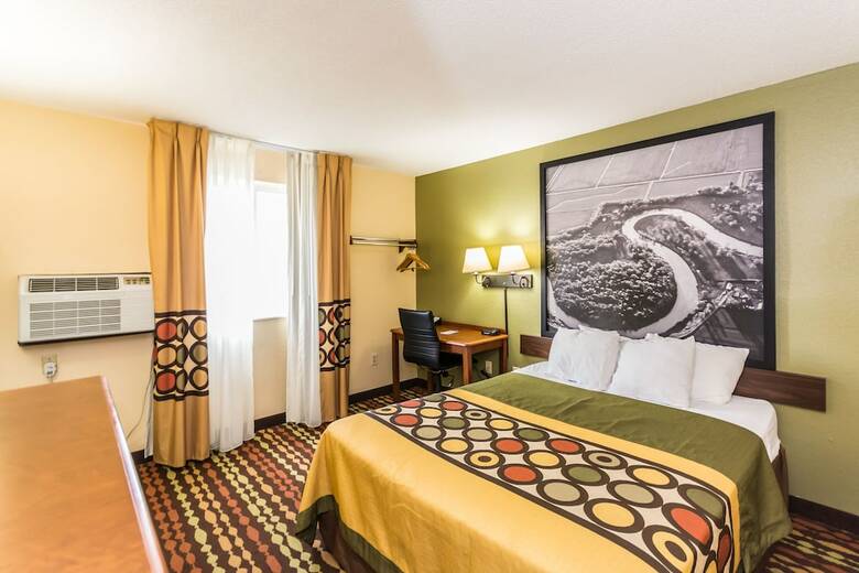 Motel Super 8 By Wyndham Grand Forks