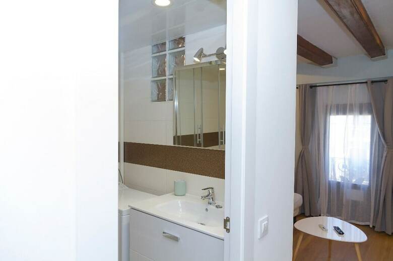 Apartamentos Suite Place Barcelona Diputaci�