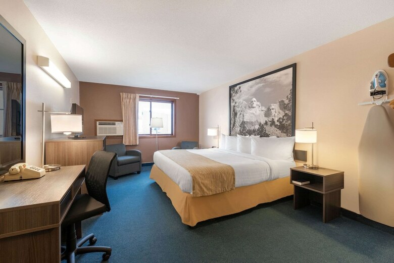 Motel Super 8 By Wyndham Sturgis