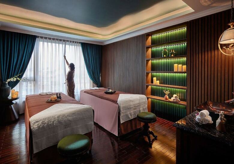 Peridot Grand Hotel & Spa By Aira