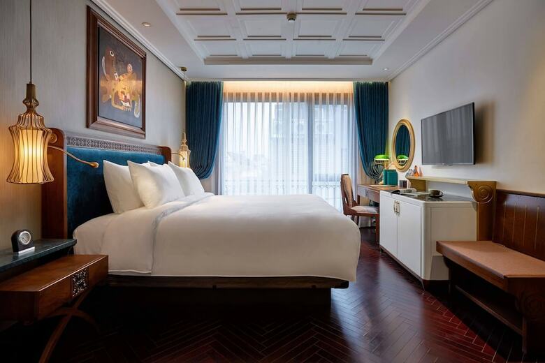 Peridot Grand Hotel & Spa By Aira