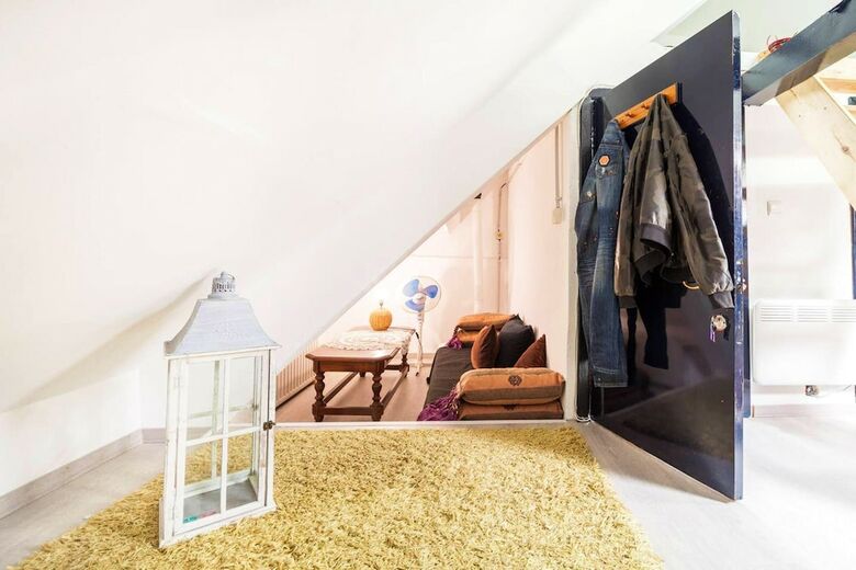 Apartment With One Bedroom In Bruxelles, With Wifi