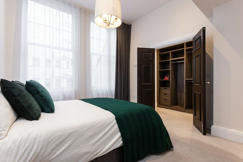 Holborn Flat 7 � Beautiful 2 Bed Apartment Near Russell Square