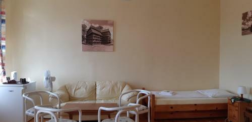 Hostal Victoria - Penzion & Restaurant
