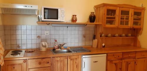 Hostal Victoria - Penzion & Restaurant