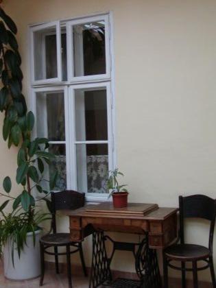 Hostal Victoria - Penzion & Restaurant