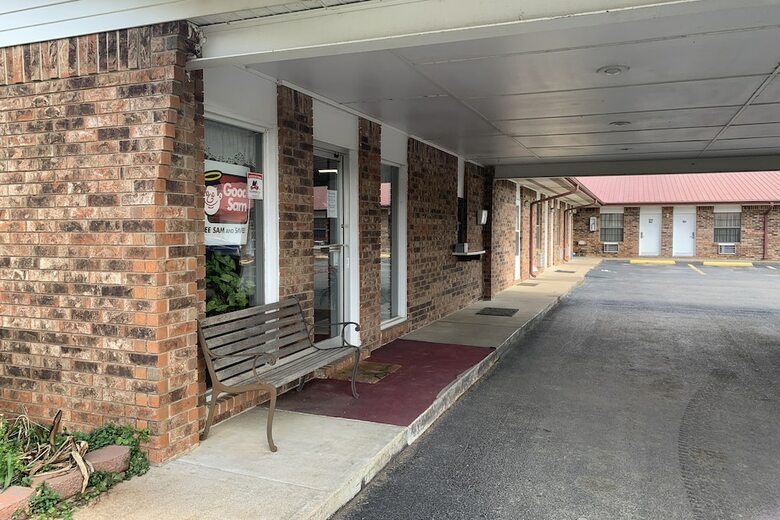 Motel Oyo Hotel Valley Mcalester