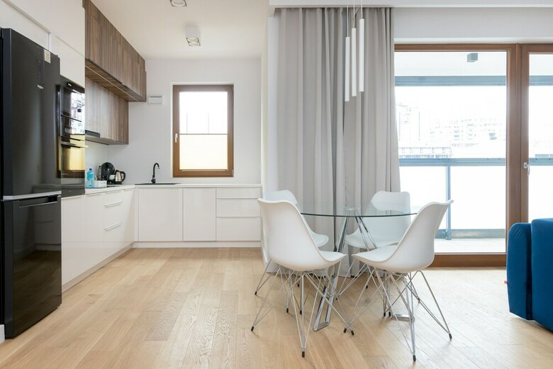 Metro Rondo Daszynskiego Apartment