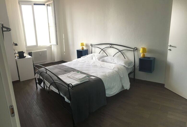 Hotel Mambo Suites