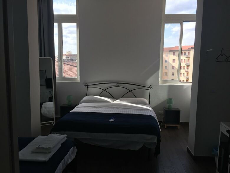 Hotel Mambo Suites