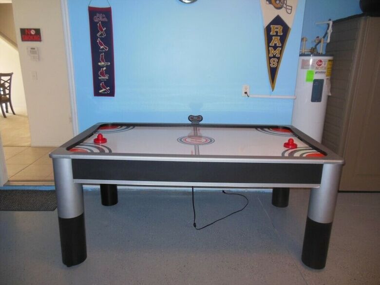 5 Bedroom, 3 Bath Disney Conservation View Home!