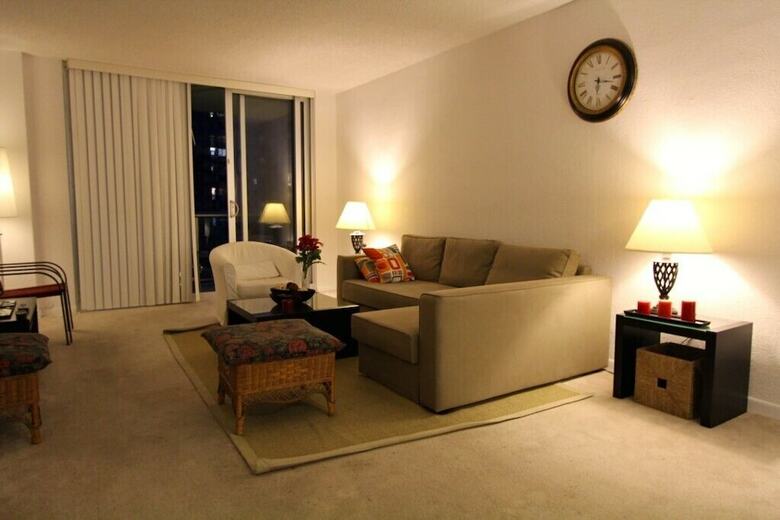 Large 1 Bedroom Bay View Apartment Or610