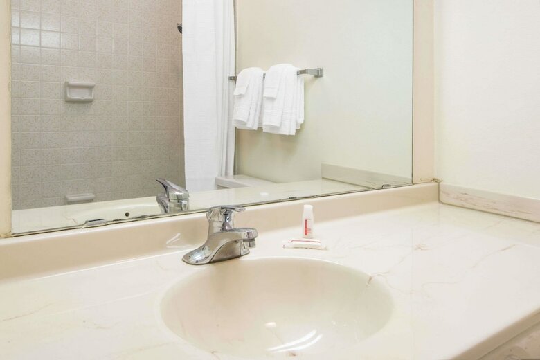 Motel Super 8 By Wyndham Wooster