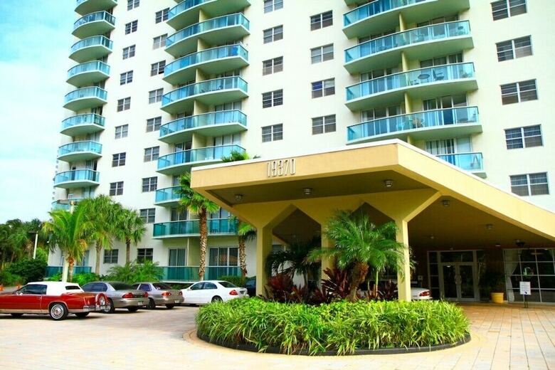 Standard 1 Bedroom Ocean View Or805
