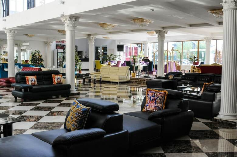 Hotel Kartmazovo Town