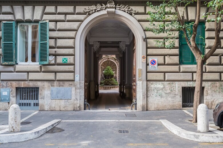 Beautiful Apartment Near The Vatican With Netflix