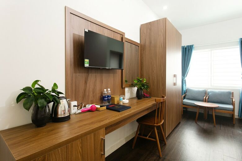 Oyo 873 Flying Hotel