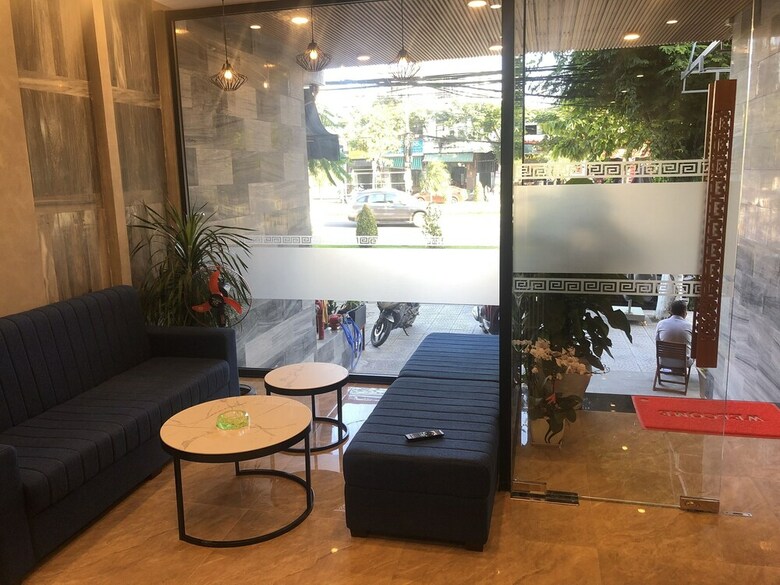Oyo 859 Home Hotel And Apartment