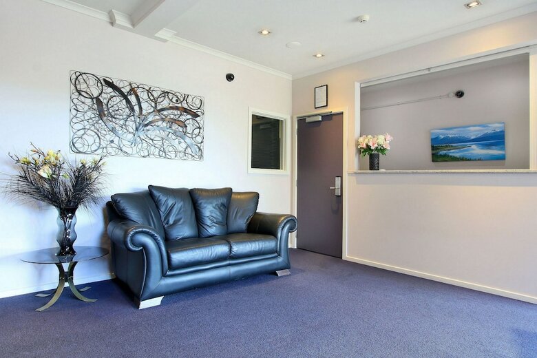Amethyst Court Motorlodge