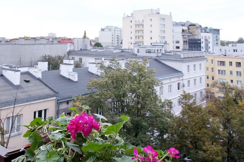 Kwiatowa Warsaw Apartment