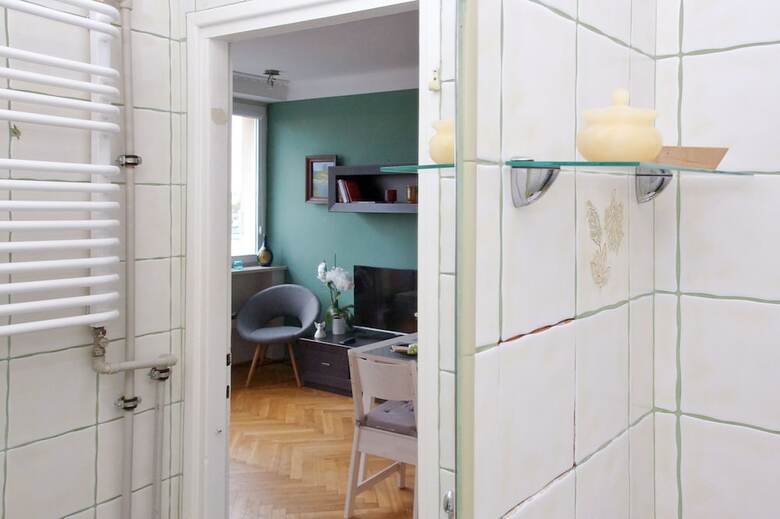 Kwiatowa Warsaw Apartment