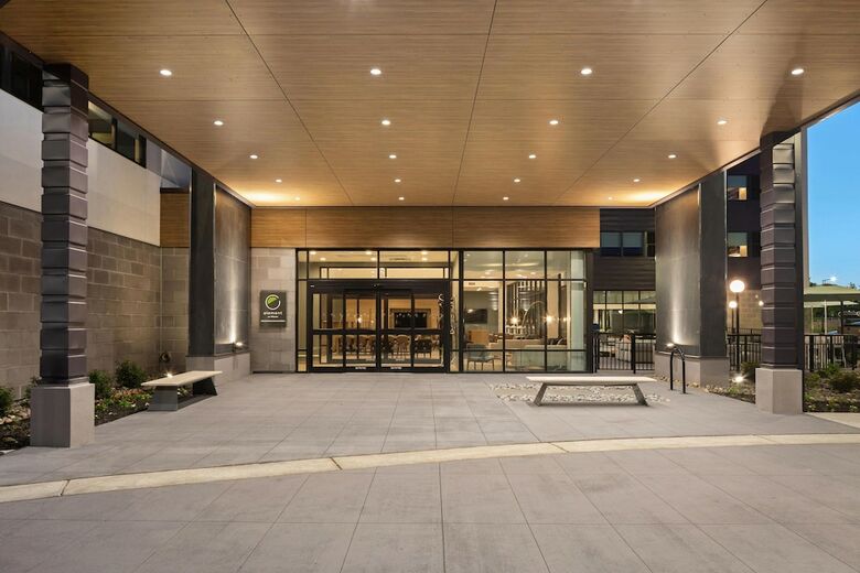 Hotel Element Bloomington Mall Of America