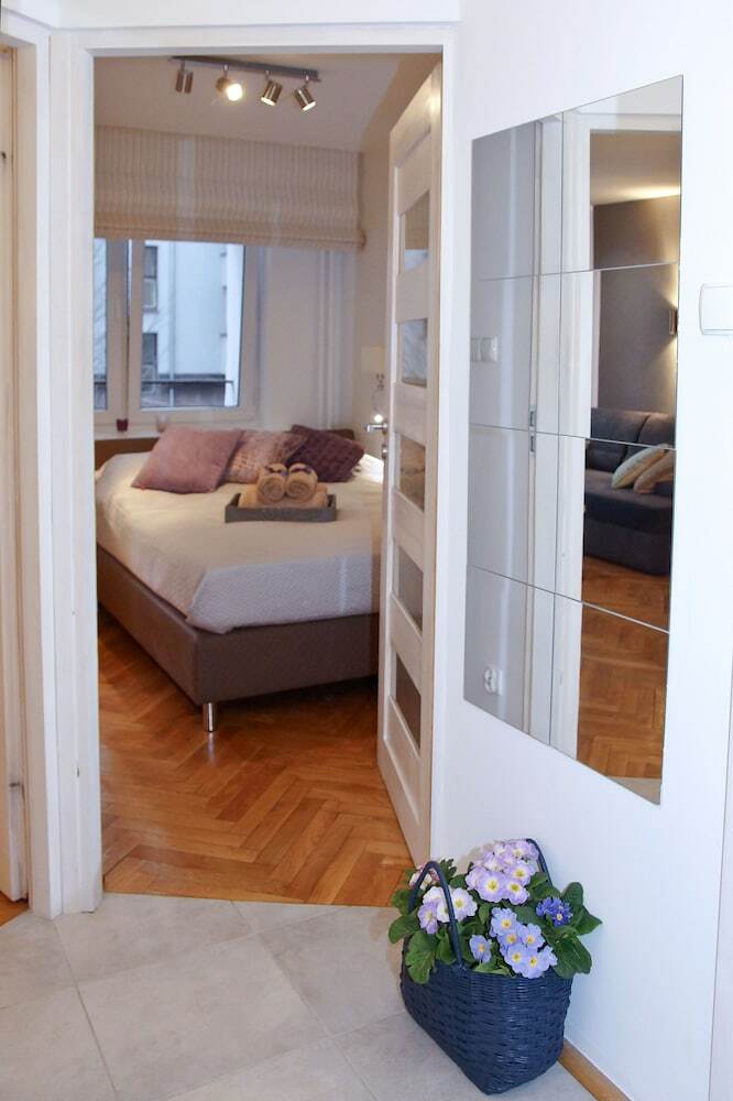 Srebrna Warsaw Apartment