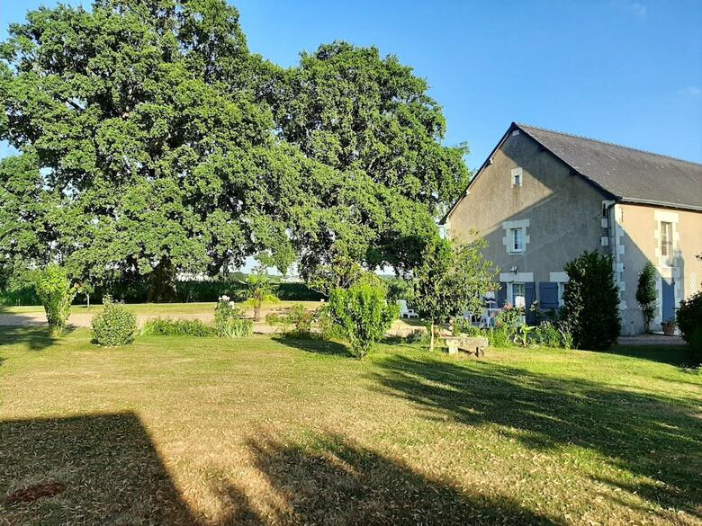 Apartamento Studio In Thilouze, With Enclosed Garden And Wifi
