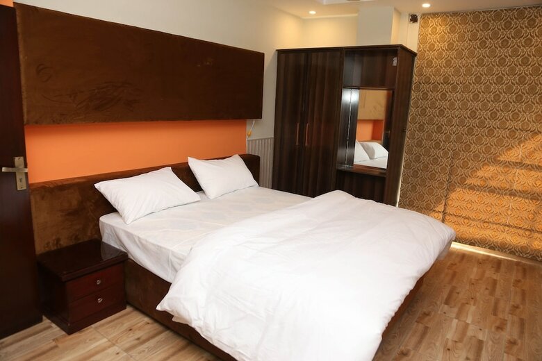 Bed & Breakfast Hak Mall Suites