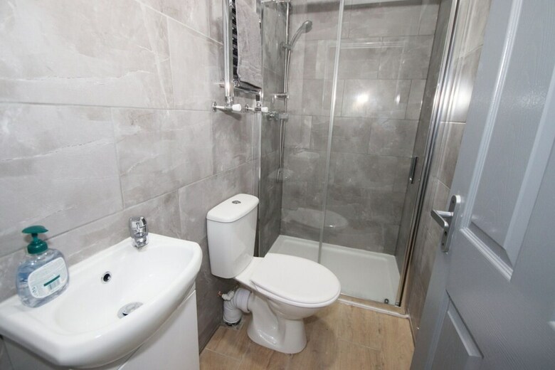 Residencia Stunning 6 Bed House