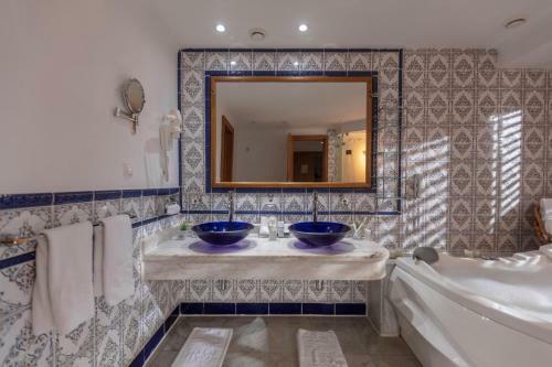 Royal Savoy Hotel And Villas