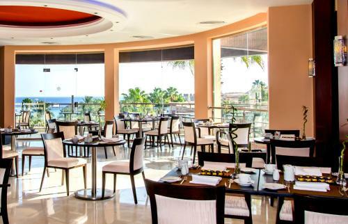 Royal Savoy Hotel And Villas