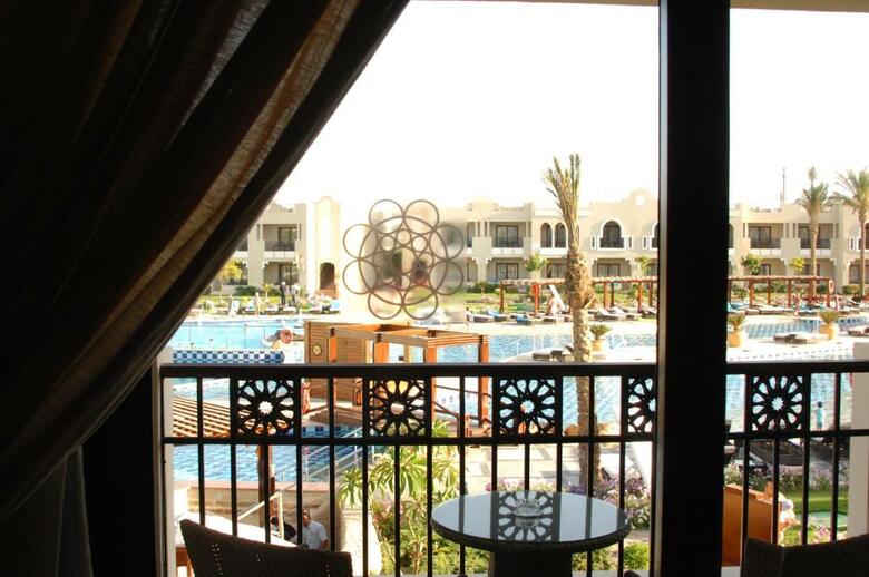 Hotel Sunrise Grand Select Arabian Beach Resort