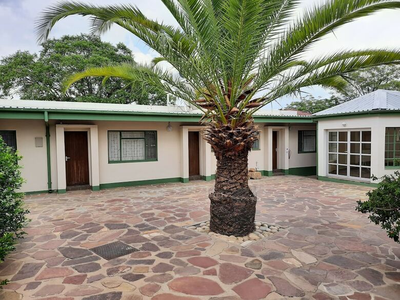 Hotel Ramblers Self Catering