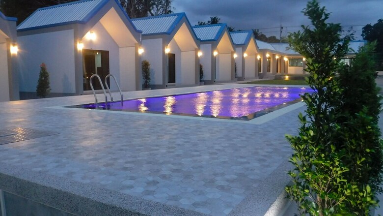 Hotel Cc Beach Resort