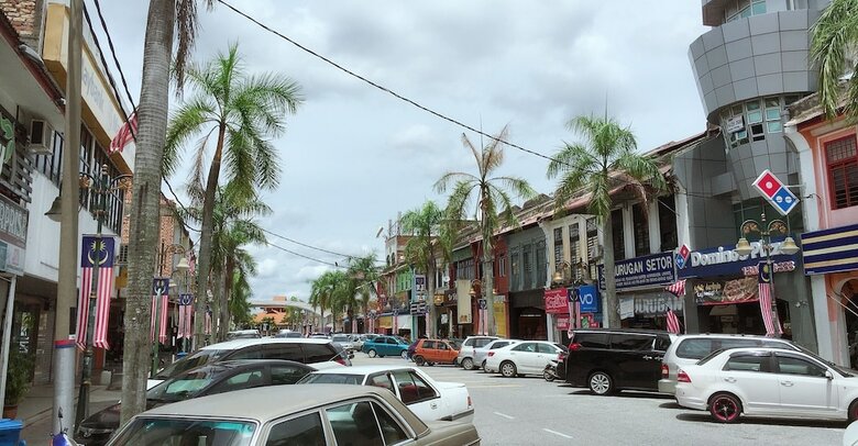 Dindings Pantai Desair Apartment By Dpd
