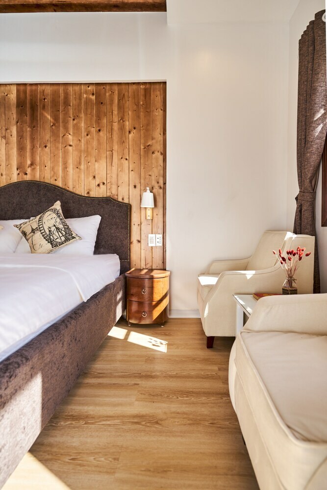 Aparthotel Little Colmar Boutique Homestay