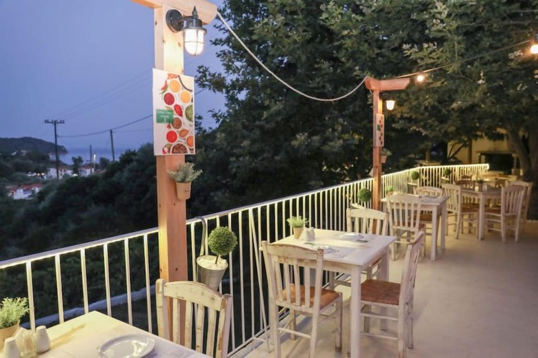 Aparthotel Zorbas Family House