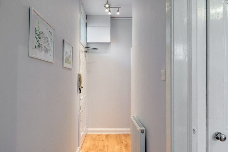 423 - Maryfield Apartment