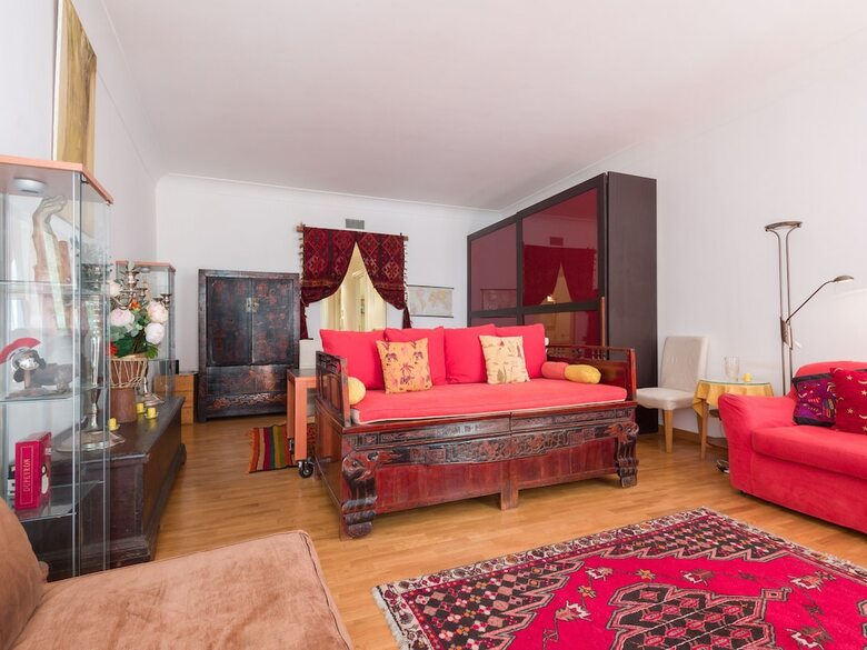 Rsh Ghetto Enchanting Terrace Apartment